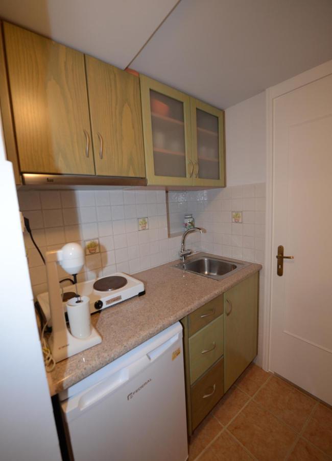 Konstantza Studios And Apartments Ermoupoli Esterno foto