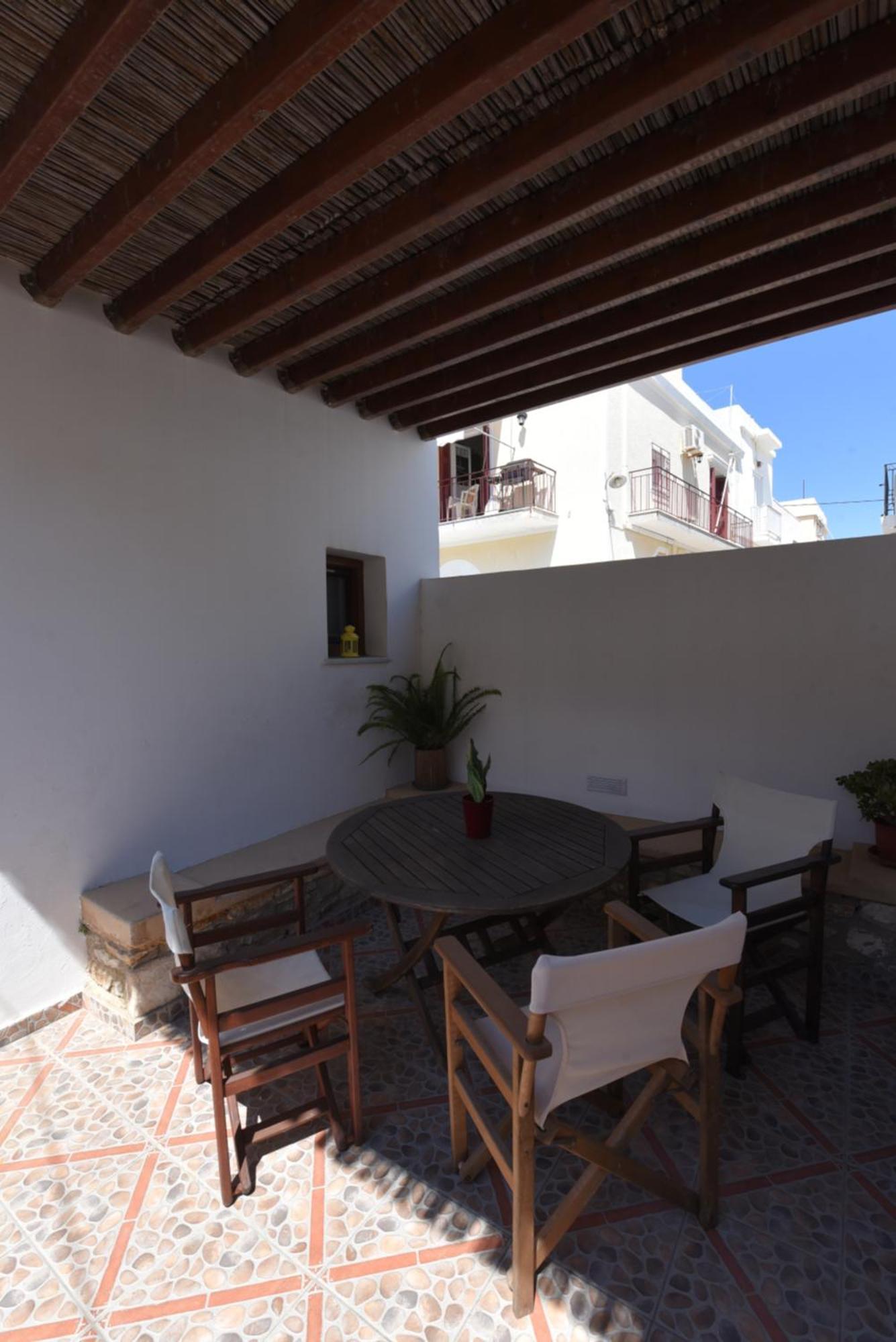 Konstantza Studios And Apartments Ermoupoli Esterno foto