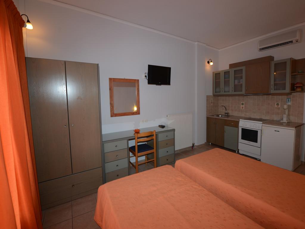 Konstantza Studios And Apartments Ermoupoli Esterno foto