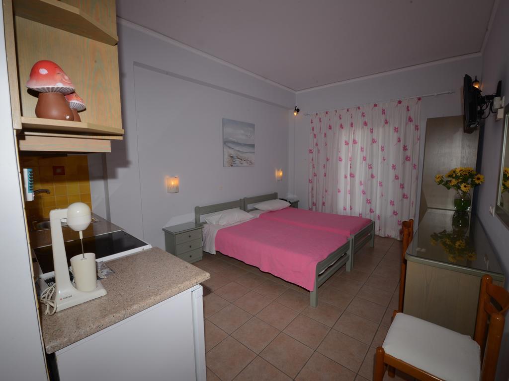 Konstantza Studios And Apartments Ermoupoli Esterno foto