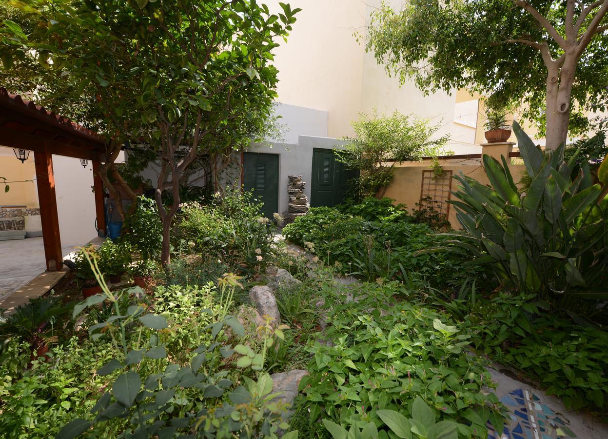 Konstantza Studios And Apartments Ermoupoli Esterno foto