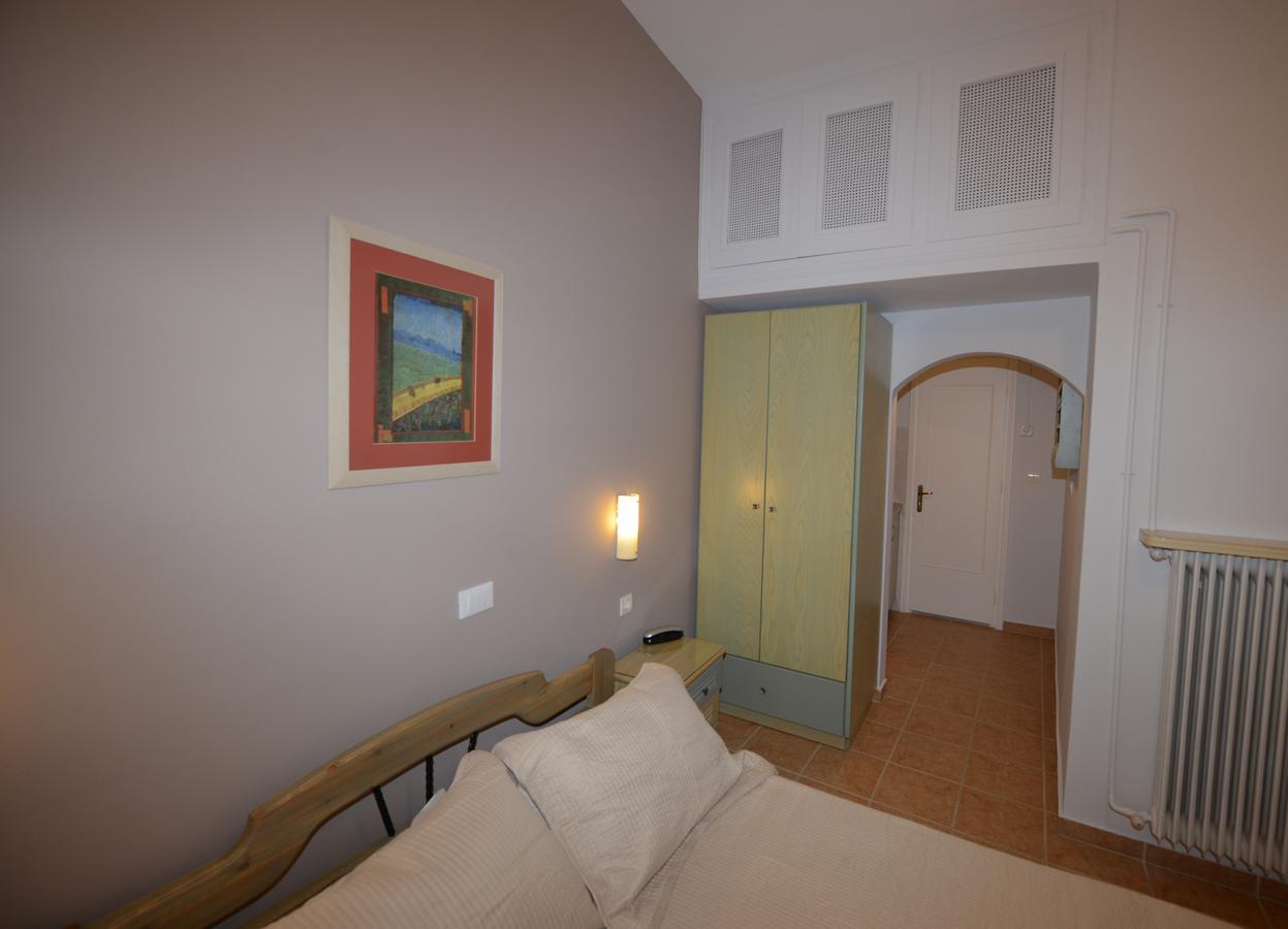 Konstantza Studios And Apartments Ermoupoli Esterno foto