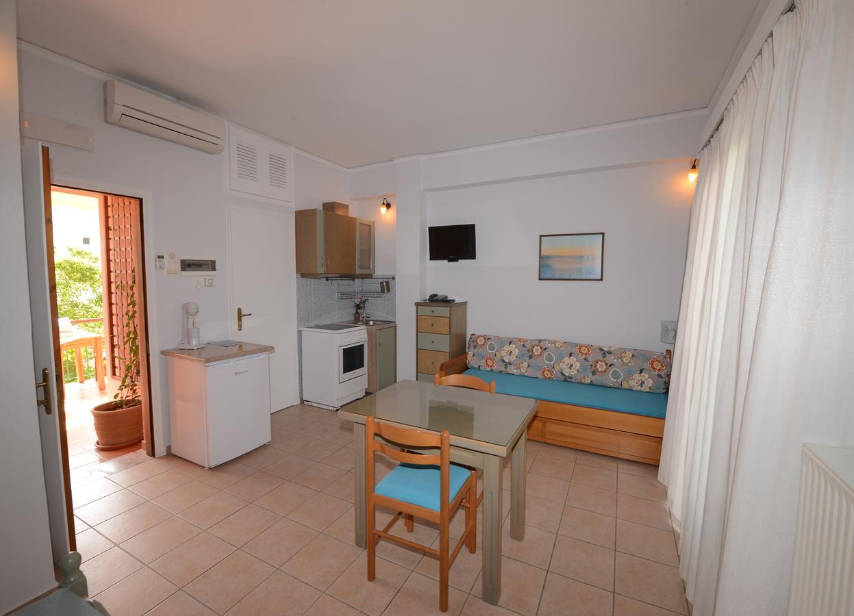 Konstantza Studios And Apartments Ermoupoli Esterno foto