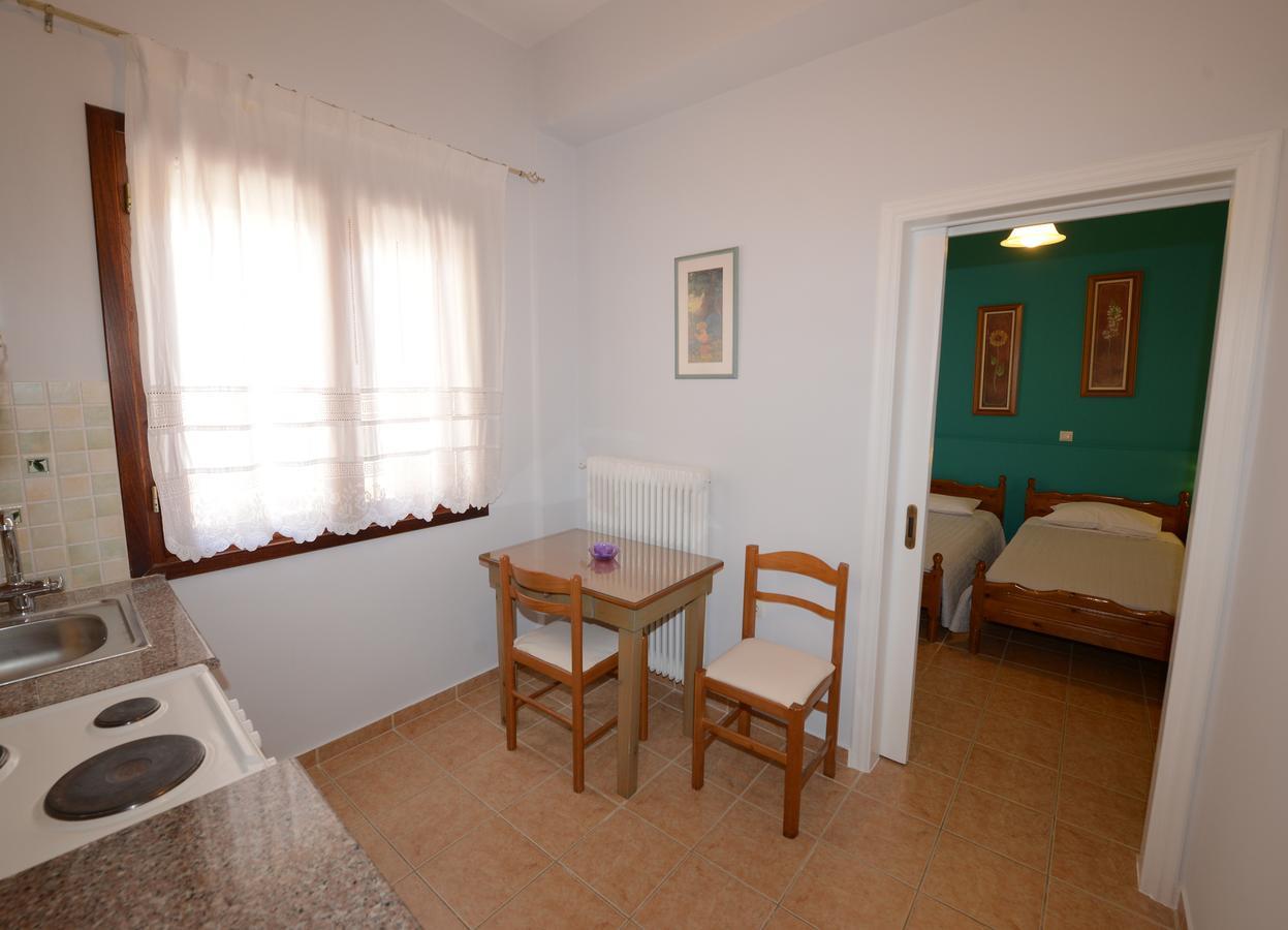 Konstantza Studios And Apartments Ermoupoli Esterno foto